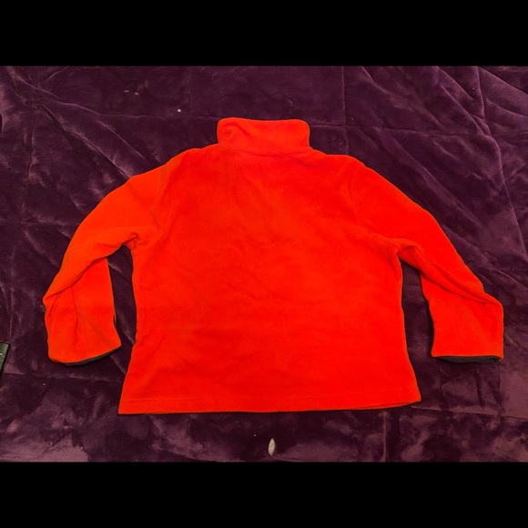 Kids red pullover size large - Picture 2 of 2